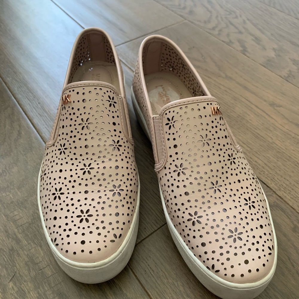 Michael Kors Flats